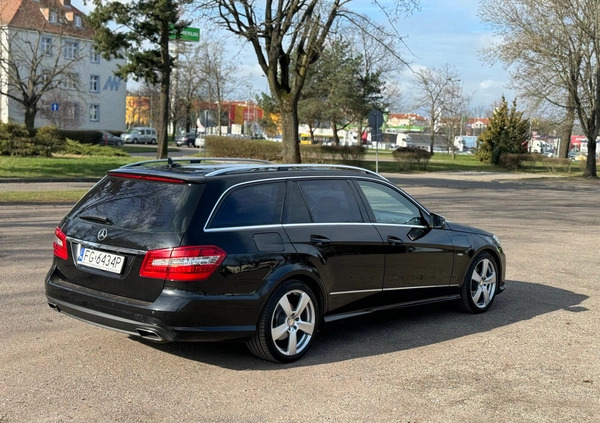 Mercedes-Benz Klasa E cena 30000 przebieg: 275000, rok produkcji 2011 z Rakoniewice małe 121